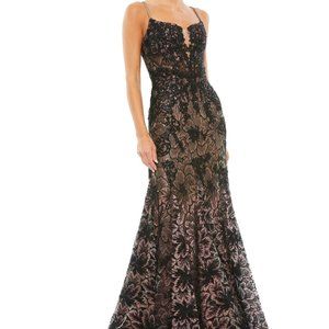 Mac Duggal Embellished Lace Mermaid Gown in black (size: 0)